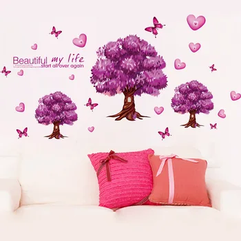 Trys Medžiai, Violetinė Sofa-Lova Fone Puošmena Miegamojo Sienos