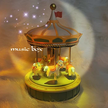 Prabanga Karuselė Temą Music Box 5 Arkliai Pasukti LED Šviesos Šviesos Sukimosi Romantiška Octavo Vaikams Kalėdų, Gimtadienio Dovana
