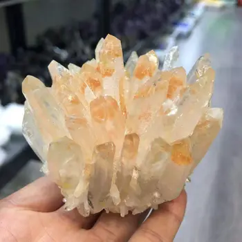 natūralus Šviesiai oranžinės spalvos kvarco kristalų sankaupos gijimą, kristalai žalias akmuo pavyzdys, skirtas namų ir biuro apdailos fengshui