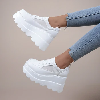 Storas dugnas padidėjo 10cm moterų batai 2022 m. vasarą naujų korėjos versija maži balti batai plonas laisvalaikio bateliai balti sportas